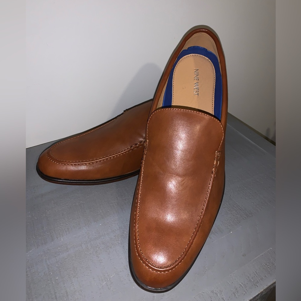 NINE WEST LOAFERS